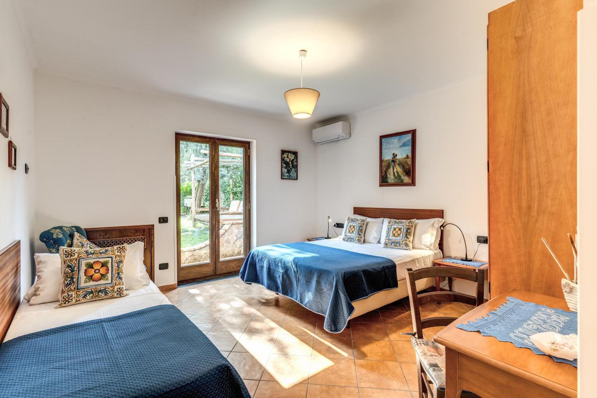 Villa Caruso Private Heated Pool & Sea View Península Sorrentina Exterior foto